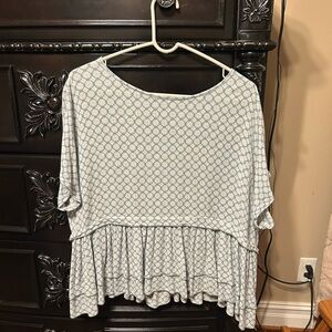 Vine & Love Blue and White Women’s Blouse